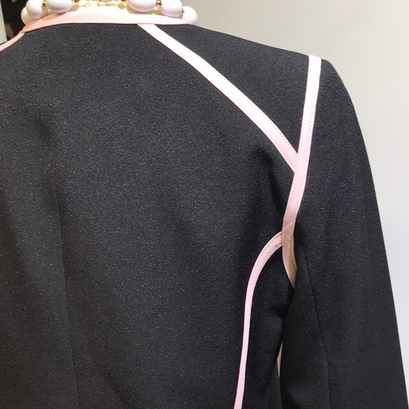 Jones Studio jacket. - Picture 6 of 8